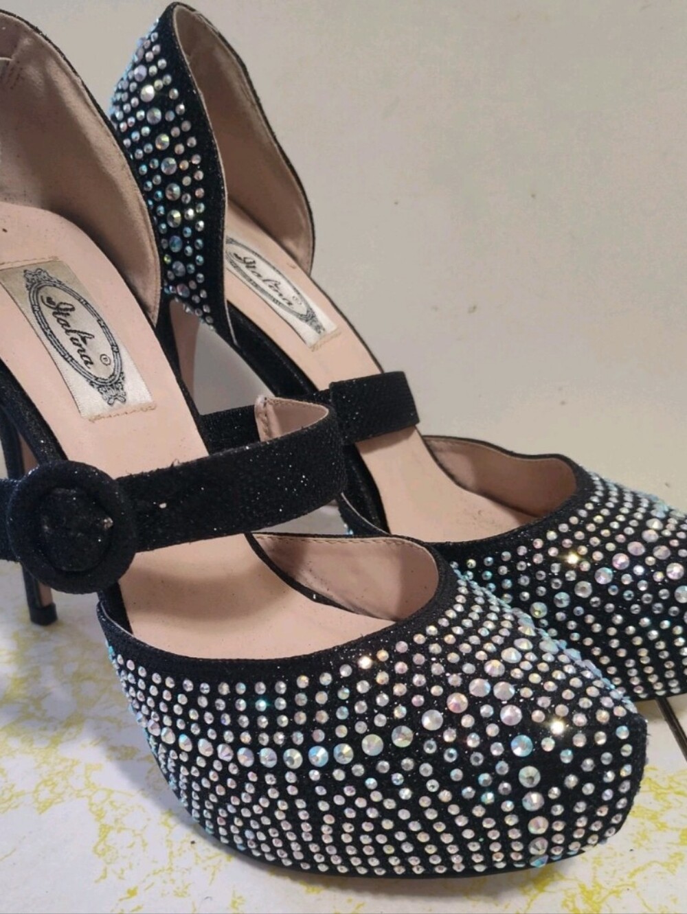 Italina Dressy Shoes Black And Rhinestone Size 10